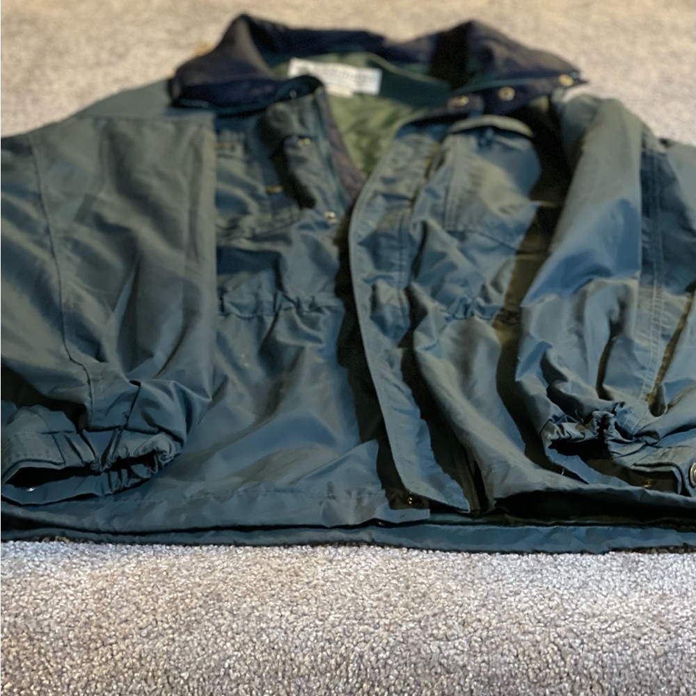 Men’s Columbia Waterproof jacket size large brand new